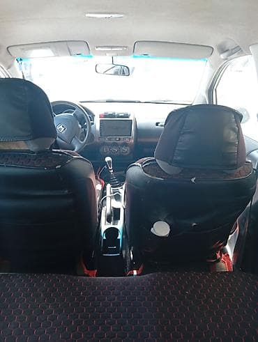 фе: Honda Fit: 2003 г., 1.3 л, Ручные, Хэтчбэк — 2