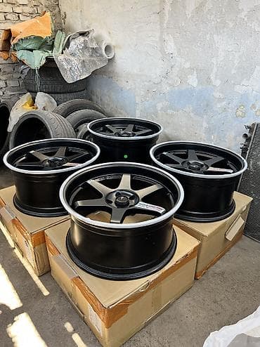 r19: Литые Диски R 19 RAYS, Комплект, отверстий - 5, Новый — 1