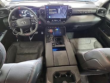 sequia: Toyota Sequoia: 2023 г., Гибрид, Внедорожник — 4
