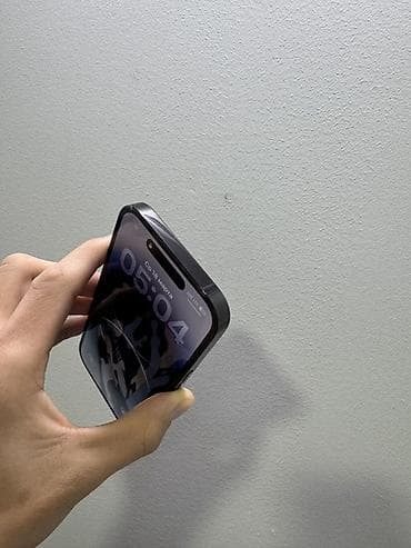 Poco: IPhone 14 Pro, Space Gray, Защитное стекло, 81 % — 2