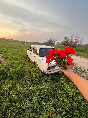 ВАЗ (ЛАДА): ВАЗ (ЛАДА) 2107: 2004 г., 1.6 л, Механика, Бензин, Седан — 2