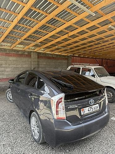 Toyota Prius: 2015 г., 1.8 л, Гибрид, Хэтчбэк — 1