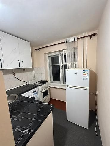 квартира студия 28 метров: 1 комната, 28 м², 2 этаж — 1