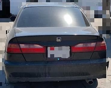 black edition: Honda Torneo: 1999 г., 1.8 л, Автомат, Бензин, Седан — 4