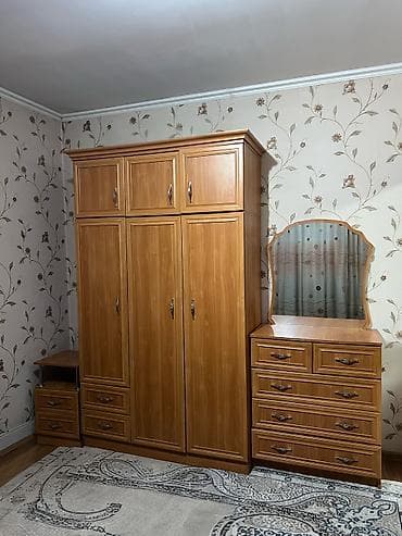 Спальный гарнитур, Б/у, Шкаф, ДСП, цвет - Коричневый