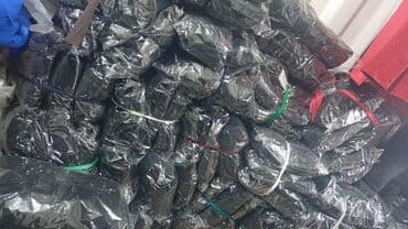 фуфайку новую: Черная мужская/ SPORT на молнии. Особенности: - Классический черный — 6