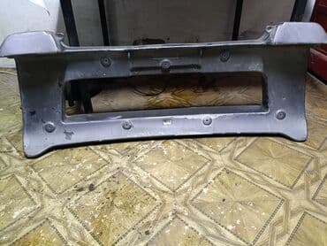 лэнд: Накладка на бампер Toyota, Б/у — 2