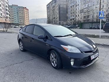 590: Toyota Prius: 2015 г., 1.8 л, Вариатор, Гибрид, Хэтчбэк — 2
