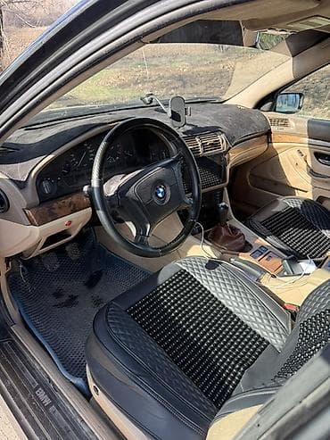 механика авто: BMW 5 series: 1997 г., 2.5 л, Механика, Газ, Седан — 6