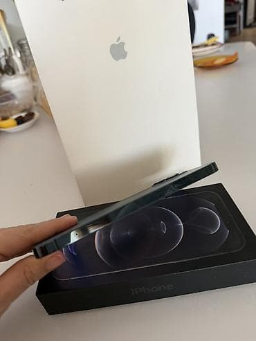 tesla 3: IPhone 12 Pro, Pacific Blue, Коробка — 3