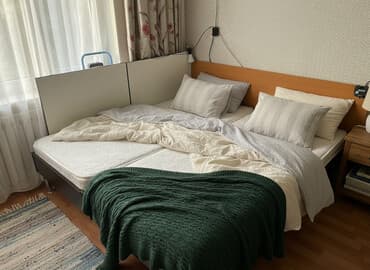 продам кровать двуспальную: Односпальная кровать, Б/у, С матрасом, длина - 200 см — 3