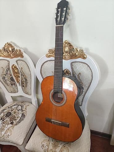 Музыкальные инструменты: Классическая гитара Hohner HC-06 (немецкая марка) - Тип: классическая — 1