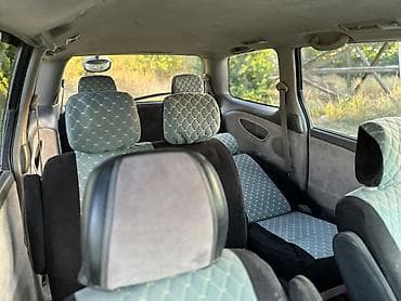 sprinter 2 7: Toyota Estima: 2002 г., 3 л, Автомат, Газ, Минивэн — 8