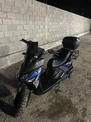 мото 110: Скутер/мопед 50–125 см³ (вариатор) - Кузов: спортивный пластик — 1