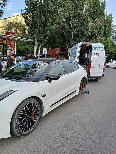 выездной шиномонтаж 24: Выездной шиномонтаж на базе микроавтобуса Mercedes-Benz Sprinter — 5