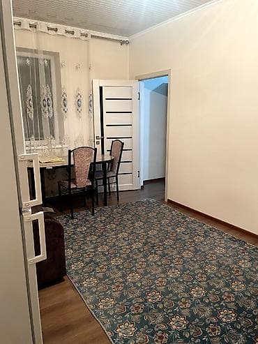 Недвижимость: 2 комнаты, Ошский рынок / базар Собственник, Без животных, от 3 месяцев, от 6 месяцев — 2