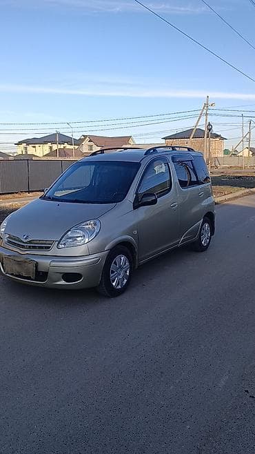toyota hiace: Toyota Yaris Verso: 2003 г., 1.3 л, Механика, Бензин, Минивэн — 3
