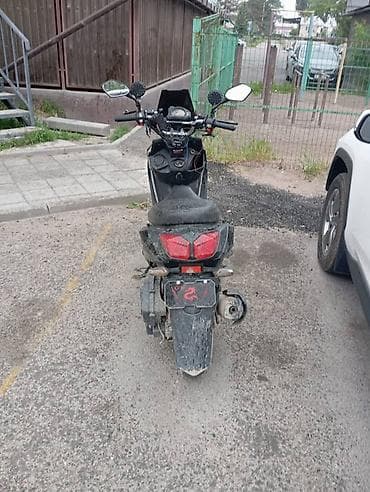 Скутеры: Тип скутера 150 куб. см, Бензин, Б/у — 1