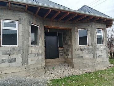 кипич: Одноэтажный жилой дом из блоков с утеплённой металлической крышей — 3