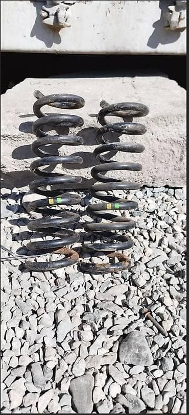 Мерседес w211avangarde,задние пружины