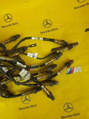 топливный датчик: Кислородные датчики 
Mercedes Benz — 2