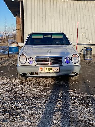 w210 e320: Mercedes-Benz E-Class: 1998 г., 2 л, Автомат, Бензин, Седан — 3