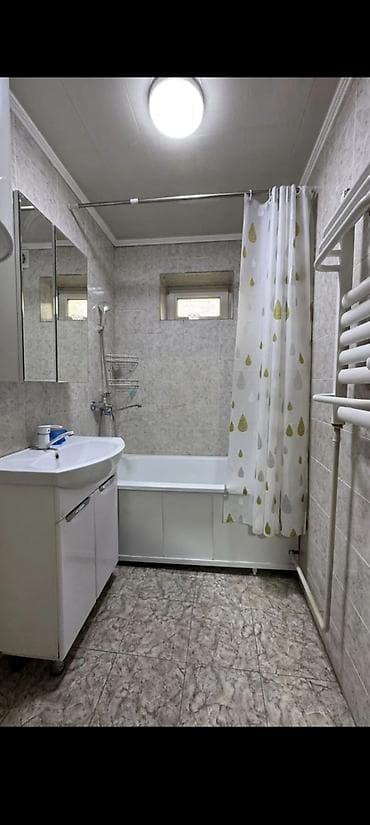 64 м², 4 комнаты, Парковка, Забор, огорожен — 2