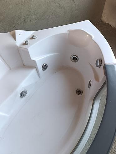 круглый бассейн: Джакузи, Угловая, Акрил — 5