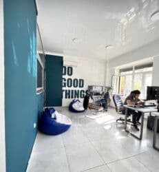 сдаю помещение под офис: Сдаю Офис, 170 м², В административном здании, С отдельным входом, С отдельной кухней, С отдельным сан узлом — 5