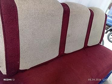 задняя полка: Прямой диван, Б/у — 1