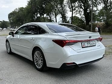 santa crus: Toyota Avalon: 2019 г., Гибрид, Седан — 1
