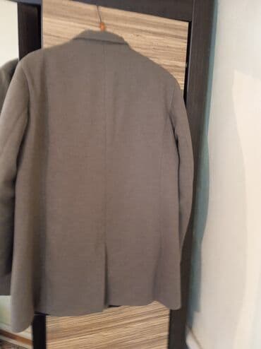 Пальто Турция размер 2 XL новый, цвет светло коричневый цена 5000