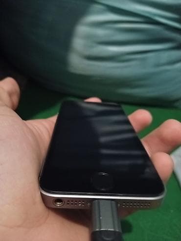 iphone 8 64: IPhone 5s, Б/у, 16 ГБ, Черный — 1