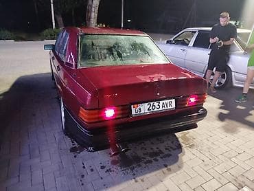 Транспорт: Mercedes-Benz 190: 1991 г., 2.6 л, Механика, Бензин, Седан — 7