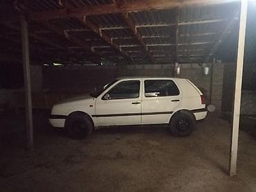 капот на голф3: Volkswagen Golf: 1992 г., 1.8 л, Бензин, Хэтчбэк — 3
