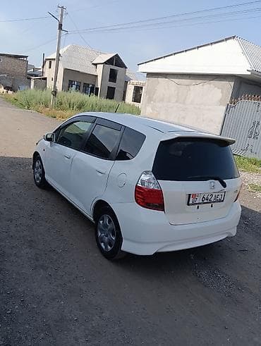 фе: Honda Fit: 2002 г., 1.3 л, Вариатор, Бензин, Хэтчбэк — 5