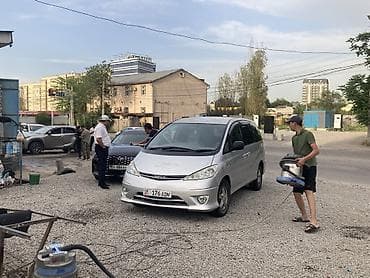 sprinter 2 7: Toyota Estima: 2002 г., 2.4 л, Автомат, Газ, Минивэн — 3