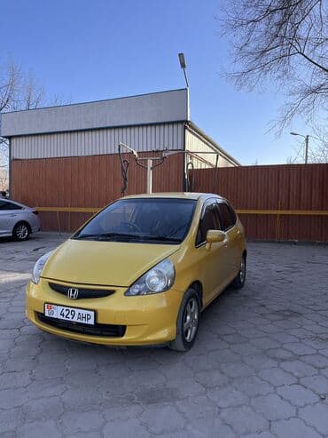 купить мотоцикл в рассрочку без банка: Honda Fit: 2004 г., 1.3 л, Вариатор, Бензиновая, Хэтчбэк — 2