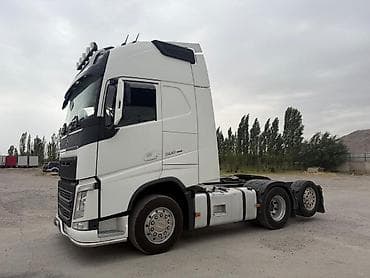 буксир: Тягач, Volvo, 2019 г., Без прицепа — 3