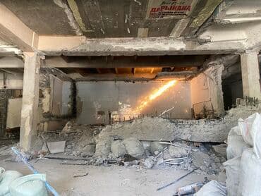 дома под снос: Снос стен, Разбор полов, Снятие потолков | Гипсокартонная стена, Снос перегородки, Снятие старой штукатурки | Зачистка от старых обоев, Сбивка старой штукатурки, Снятие извести | Демонтаж ламината, Демонтаж теплого пола, Демонтаж фанеры | Крыша из шифера, Металлочерепичная кровля, Мягкая кровля Больше 6 лет опыта — 17