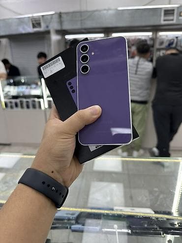 core i3: Samsung Galaxy S23, Б/у, 256 ГБ, цвет - Фиолетовый, 1 SIM, 2 SIM — 1