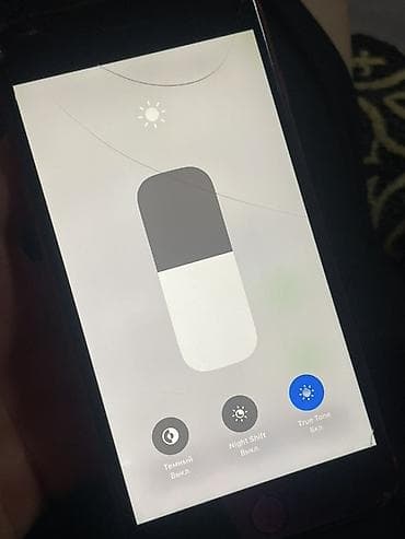 IPhone 8 Plus, Колдонулган, 64 ГБ, Кызыл, Заряддоочу түзүлүш, Каптама, 72 % — 6