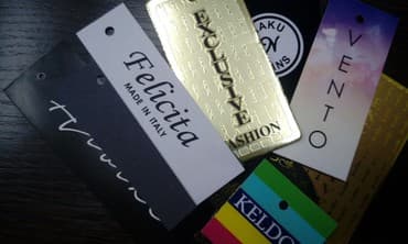 часы с логотипом на заказ: Типография Бирки для одежды на заказ Бирки на одежду Этикетки — 3