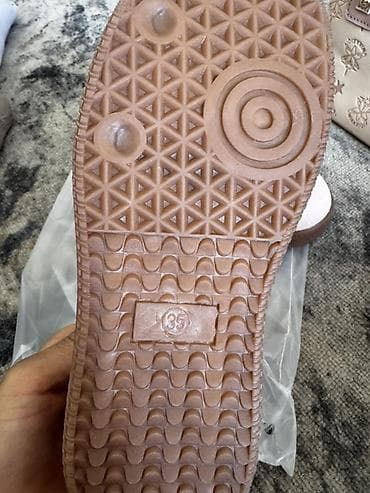 Женские кроссовки/сникеры с ремешками T-strap - Размер: 35