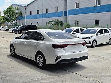 jac m3: Kia K3: 2022 г., 1.6 л, Вариатор, Бензин, Седан — 4