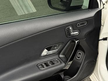 Mercedes-Benz A-Class: 2021 г., Бензин, Седан — 5