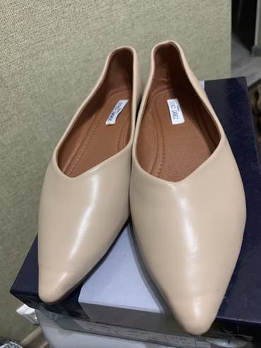 туфли беж цвет: Туфли, 39, AS, Новый, цвет - Бежевый, Платная доставка — 1