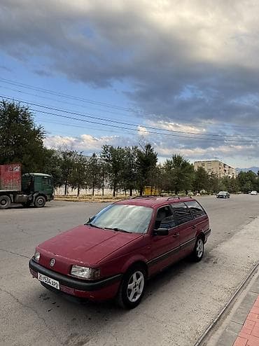 1 nz: Volkswagen Passat: 1991 г., 1.8 л, Механика, Бензин, Универсал — 2