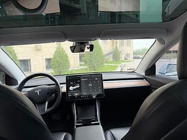 Tesla: Tesla Model 3: 2021 г., 5 л, Автомат, Электромобиль, Седан — 4