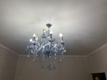 купить люстру в зал: Элегантная люстра с восемью рожками, выполненная в классическом стиле — 5